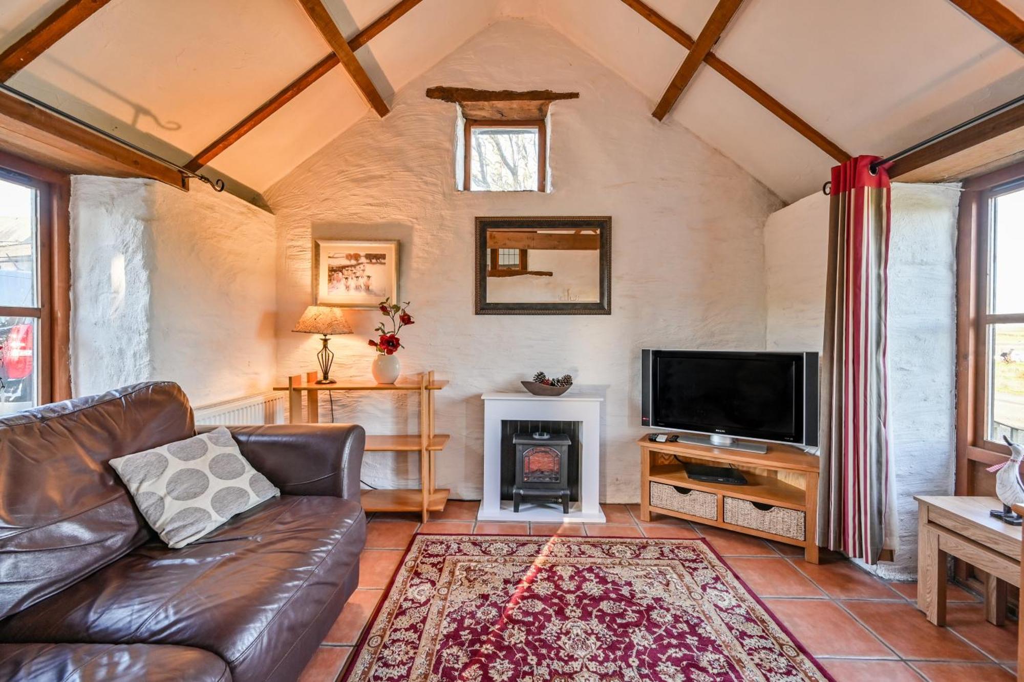 Polean Farm Cottages - With Free Animal Feeding And Pony Rides And Free Access To A Nearby Pool Looe Habitación foto